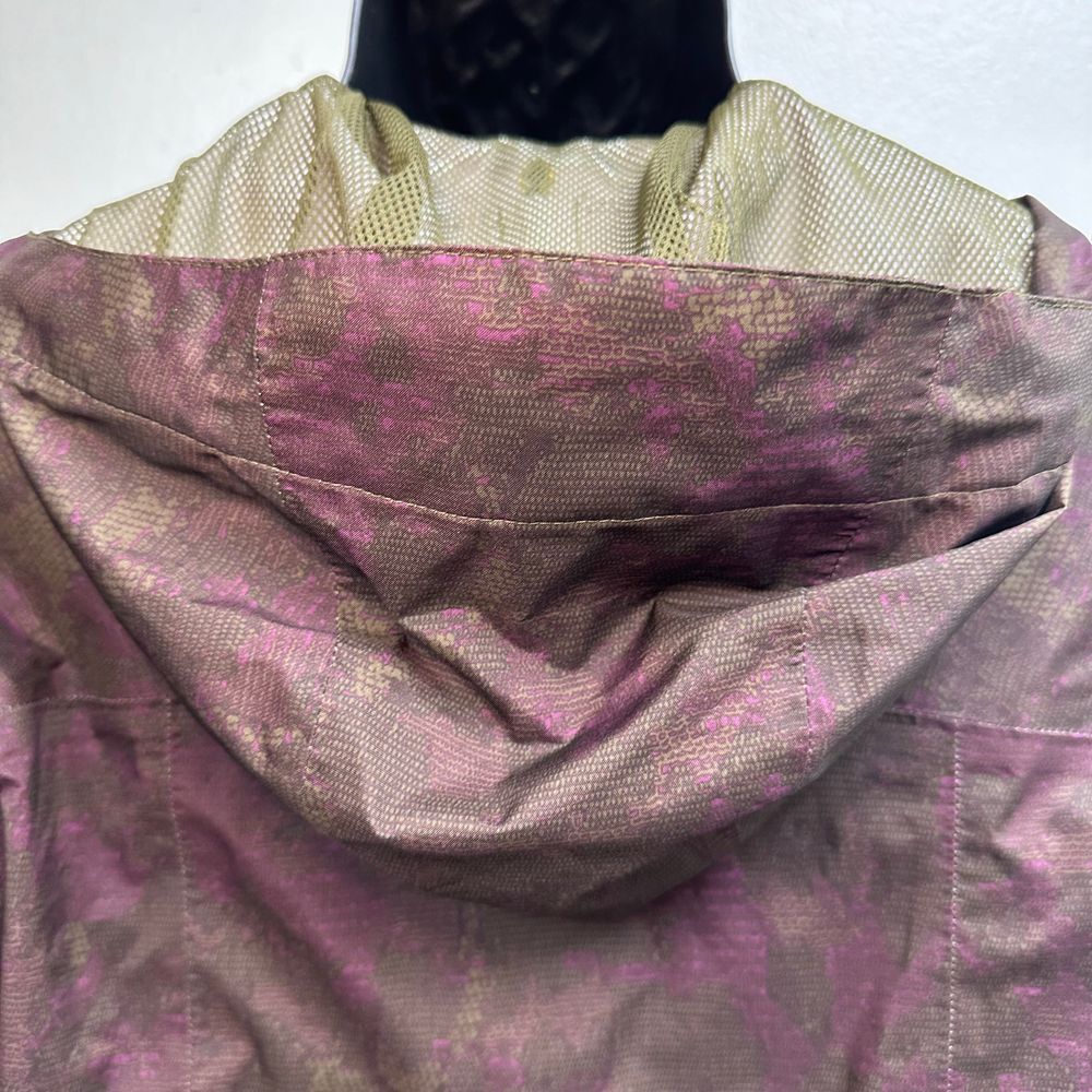 Columbia Woman Waterproof Lightweight Hoody Burgundy Omni Tech Jacket Size Small - Picture 11 of 15